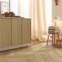 Quick - Step Ciro AVHBU40362 Botanisch beige - Visgraat Click PVC - Solza.nl