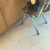 Quick - Step Illume AVMTU40276 Pebble concrete - Tegel Click PVC - Solza.nl