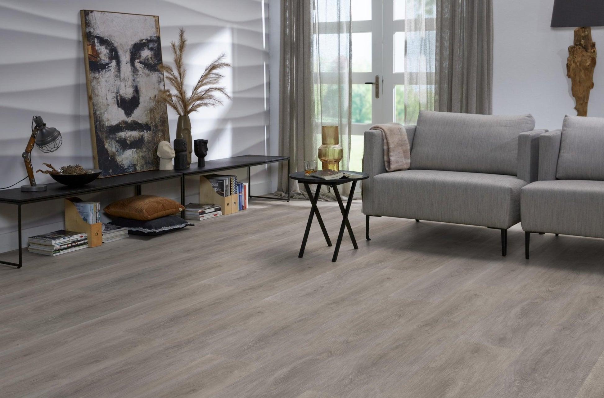 Floorlife Click PVC Parramatta Grey Oak 2554 SRC - Lichtgrijze vloer - Solza.nl