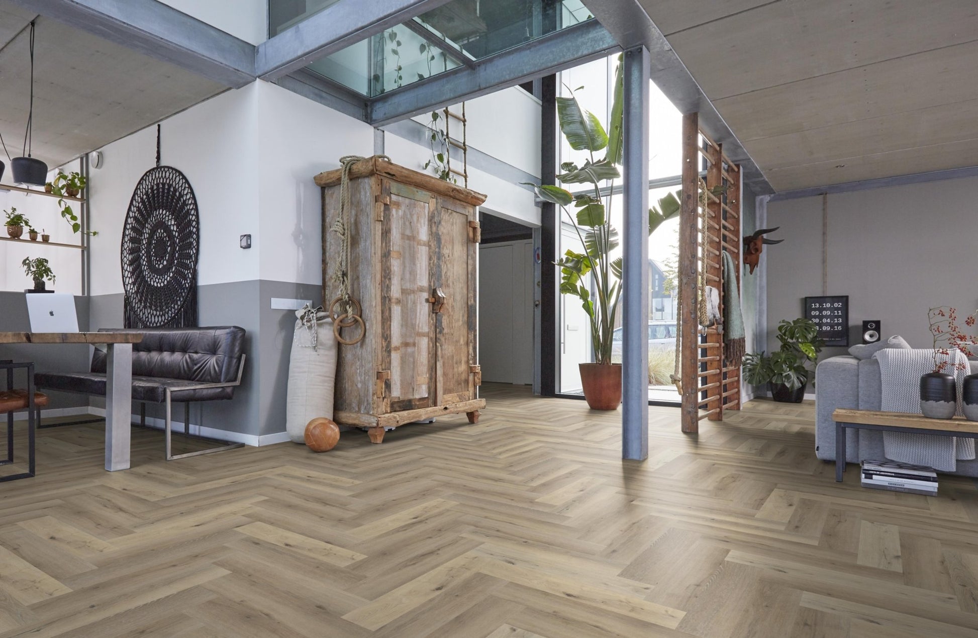 Floorlife Yup Herringbone Sydney Harbour Light Oak Dryback PVC - Visgraat licht rustiek - Solza.nl